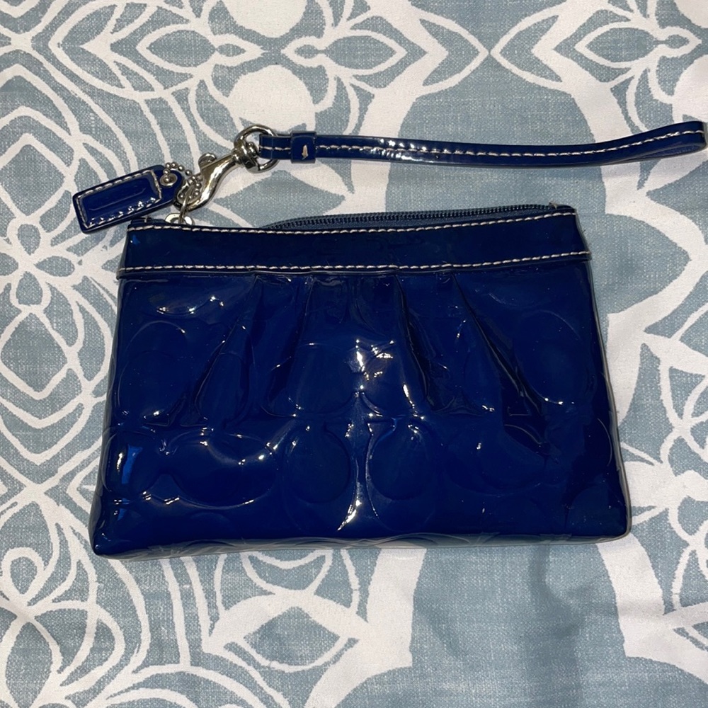 Signature Coach Patent Leather Blue Wristlet